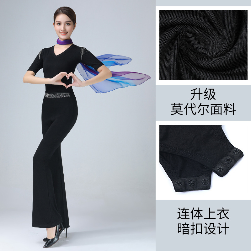 春の新型の形の服の学生は服装の女性を訓練します。|undefined
