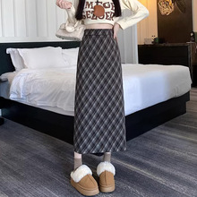 法式高级感气质格纹半身裙春秋季显瘦百搭减龄中长款后开叉一步裙