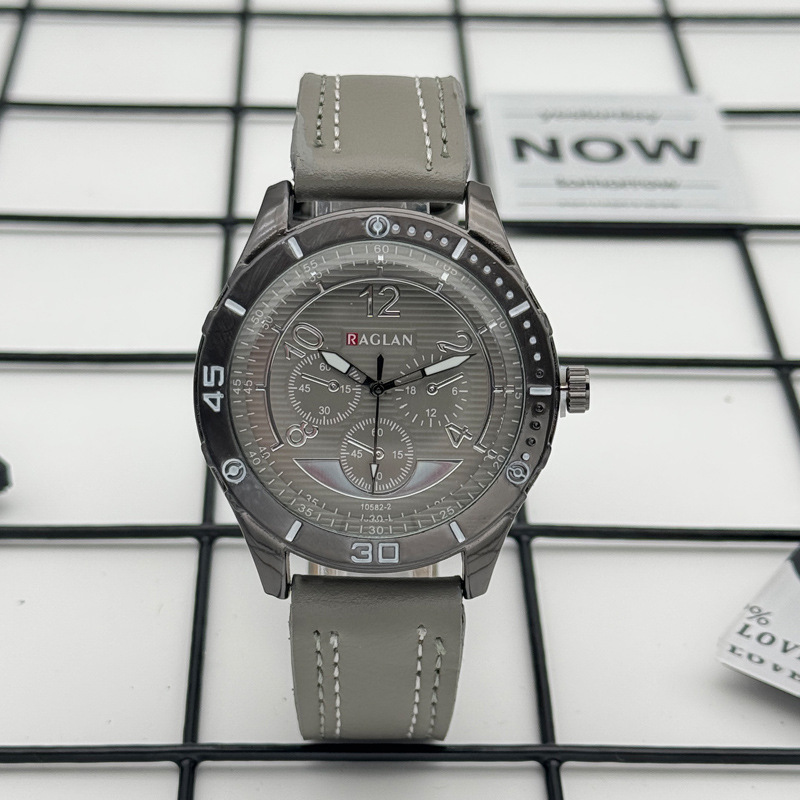 Cross-border foreign trade explosions fashion men's watches high sense retro leisure sports pu quartz watch men's wholesale