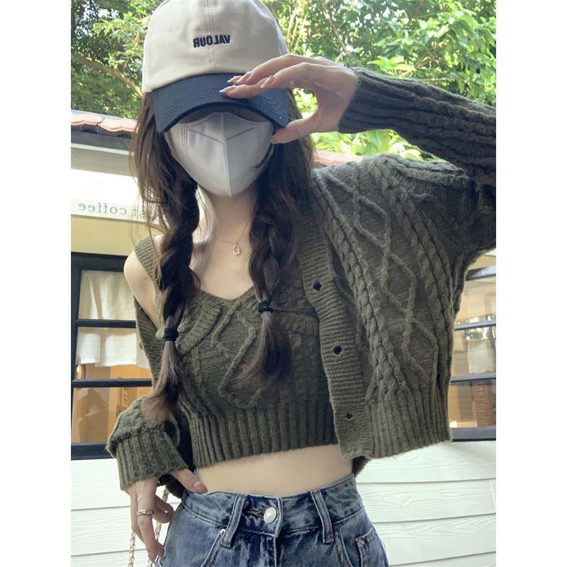 港风穿搭一整套秋冬女套装网红减龄针织吊带背心毛衣外套两件套潮|undefined