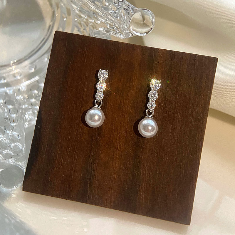 Zirkonia Und Perlen Ohrstecker Für Damen Elegant Alltag_voghion.com