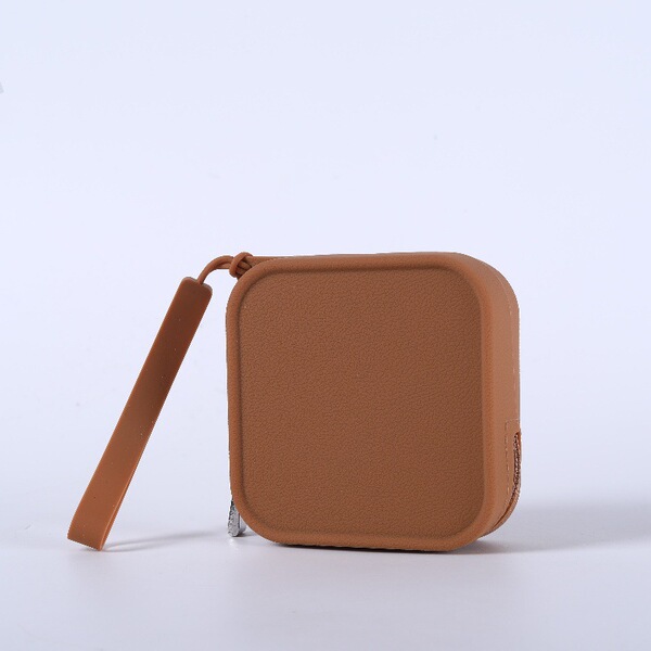 Handheld solid color cosmetic bag for traveling
