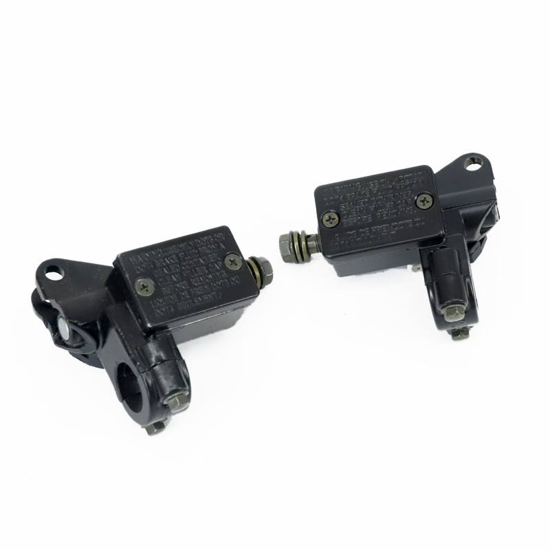 Atv Four-Wheel Beach Motorcycle Accessories Universal Size Bull Brake Upper Pump Disc Brake Oil Pump Hand Brake Left and Right Pumps