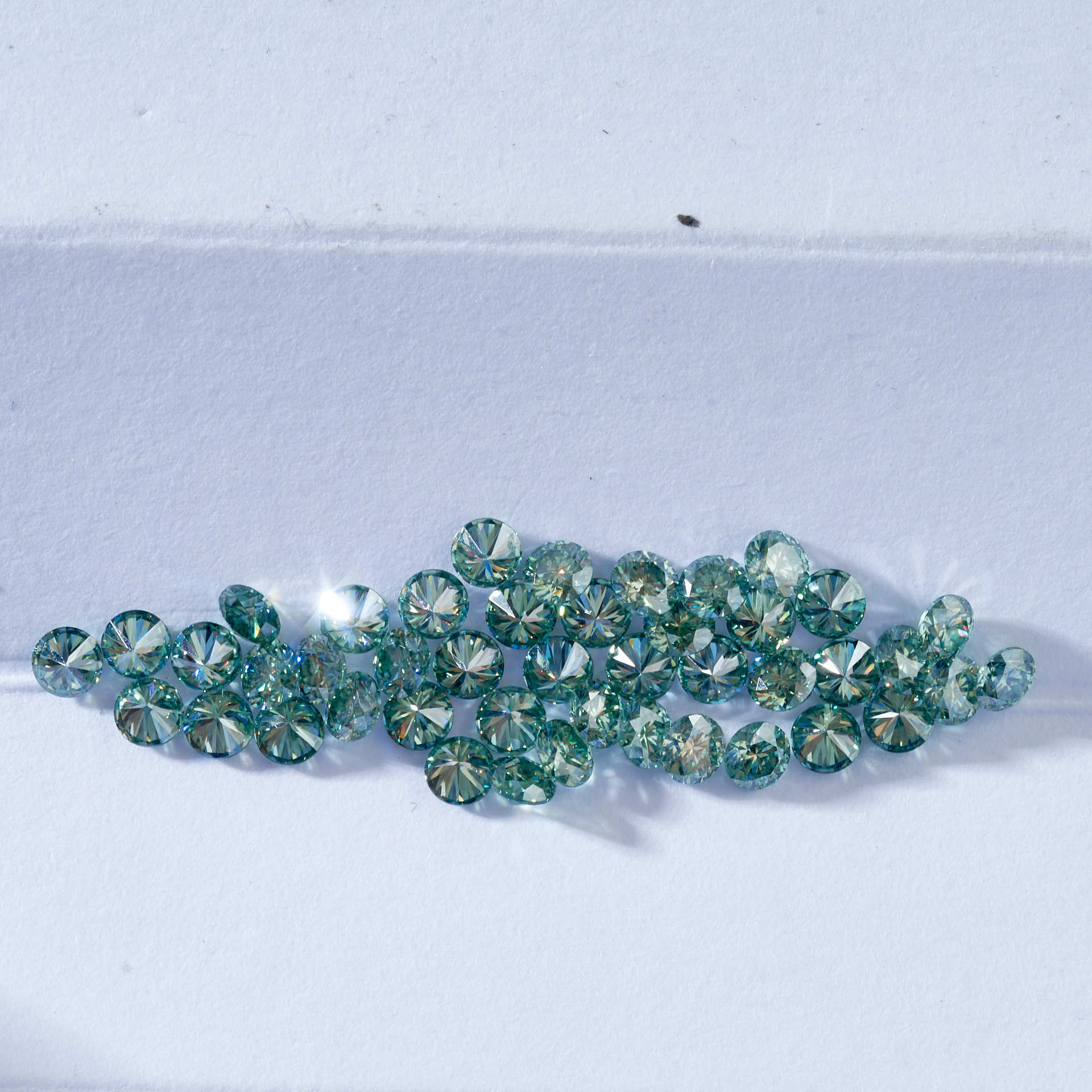 Wuzhou venta directa redonda chapada rosa azul azul piedra desnuda de 3mm cm piedra con piedra pequeña broca al por mayor desnuda