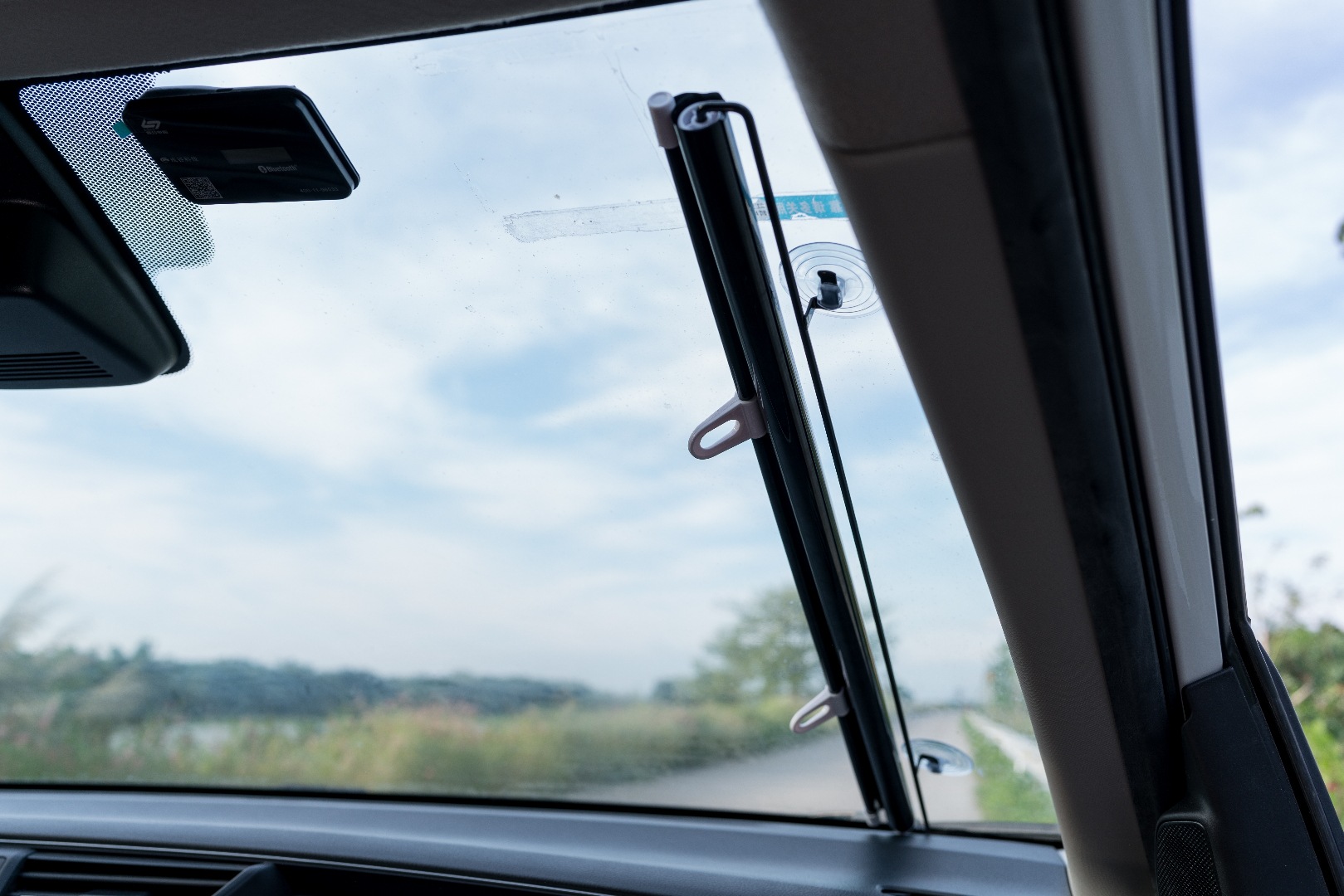 Cross-Border Car Roller Blinds, Car-Mounted High-Definition Retractable Sunshades, Transparent Car and Home Dual-Use Sun Protection Shades