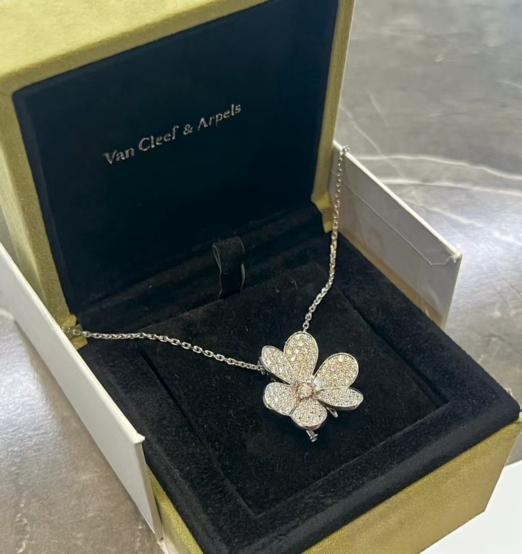 925 スターリングシルバー高バージョン Fanjia ラッキーダイヤモンドクローバーネックレス女性のクローバーペンダントメッキ 18K ゴールド工場直販|undefined