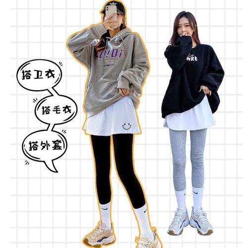 Layered winter-themed faux two-piece sweatshirt with plush lining, suitable for early autumn streetwear, covering the buttocks with a hidden hem design.