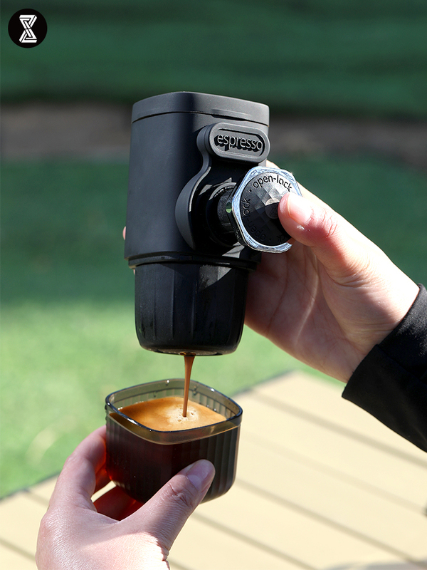 △ Portable Capsule Hand-Pressed Coffee Machine, Mini Household Manual Espresso Extraction Machine, Handheld Car-Mounted Device