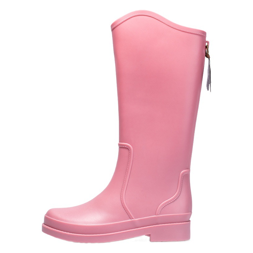 Botas de lluvia de moda transfronterizas Botas de lluvia dulces de las mujeres Mediados de alto estilo coreano al aire libre zapatos de goma antideslizantes al aire libre zapatos de lavado de coches impermeables mujeres image 1