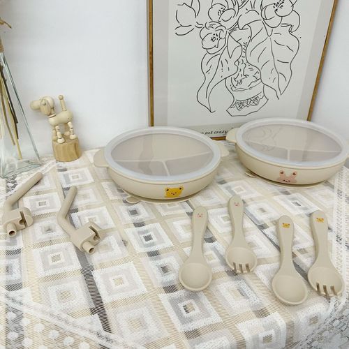 Korean style baby food supplement silicone dinner plate, one-piece anti-scalding compartmented dinner plate, suction cup tableware with lid, eating bowl