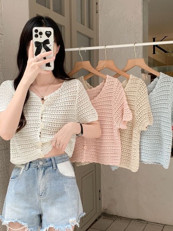 New hollow-out sweater women's short-sleeved summer thin slim fit short versatile sweet cute top women's fashion New hollow-out sweater women's short-sleeved summer thin slim fit short versatile sweet cute top women's fashion