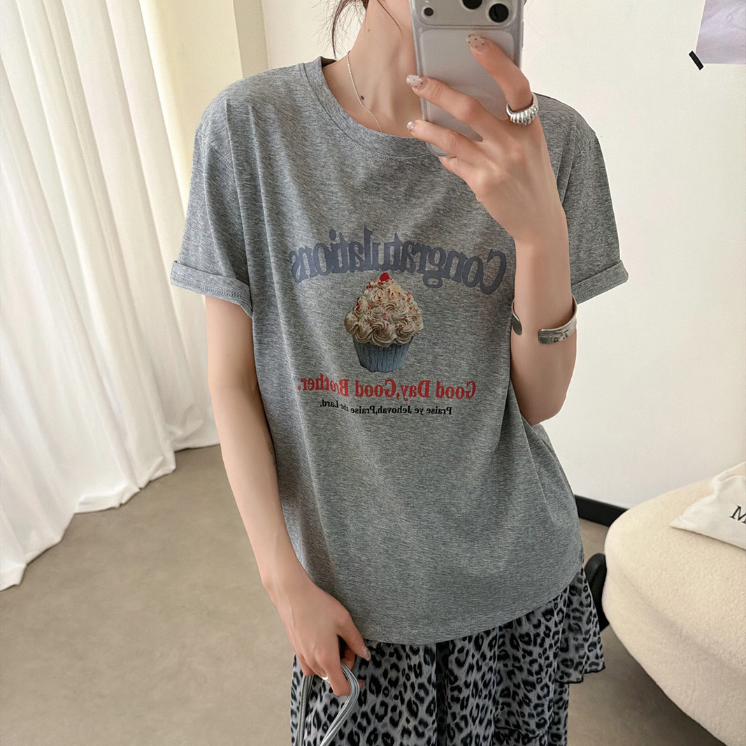 韩系百搭冰激凌印花图案短袖T恤女夏季新款可爱减龄宽松休闲上衣