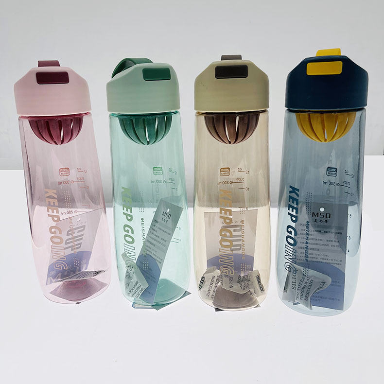MSD5001 nueva taza de plástico con colador de té al aire libre estudiante taza de fitness deportes de verano portátil taza de agua