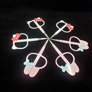 Cartoon eyebrow scissors eyebrow scissors Korean version of makeup scissors eyebrow knife KT cat beauty small scissors portable makeup tools