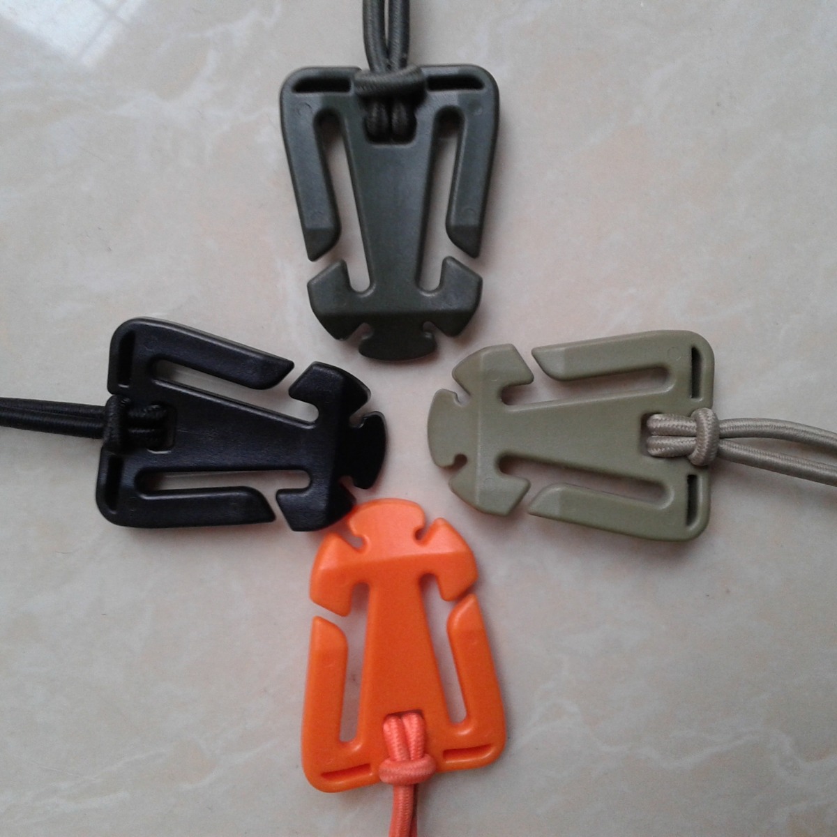 新款ITW带弹力绳 挂扣 一寸织带整理固定扣 卷线夹 收纳织带夹扣