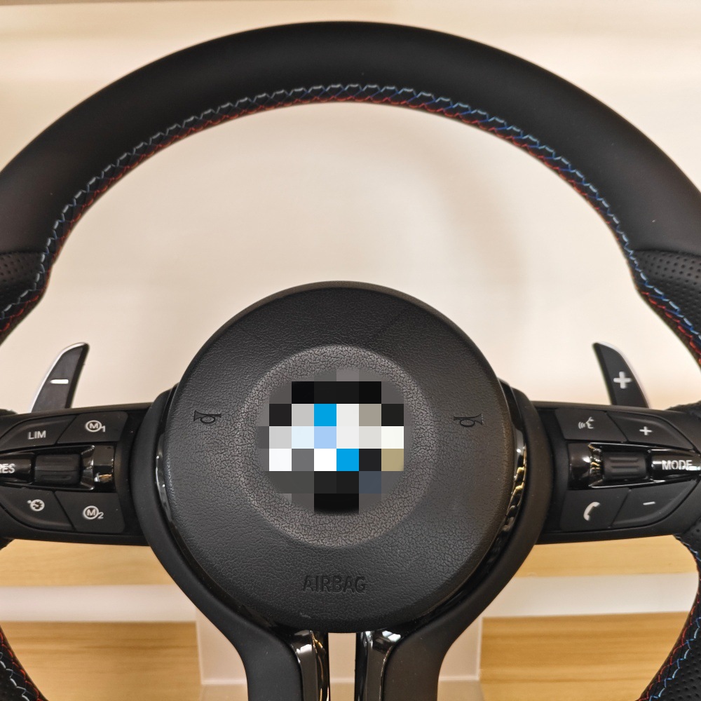 Suitable for BMW E chassis E60, specially modified to upgrade from old to new, T-shaped perforated leather Black Warrior steering wheel assembly