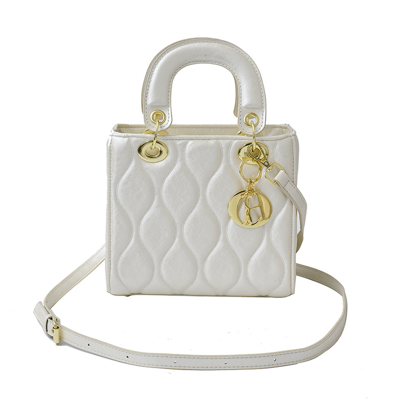 Bolso para mujeres transfronterizas nuevo estilo coreano bolso de mano cuadrado de alta calidad delicado bordado de diamante universal mochila de hombro