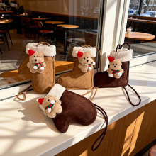 圣诞毛绒靴子包女2025新款可爱小狗斜挎包冬季加绒保暖小众设计包