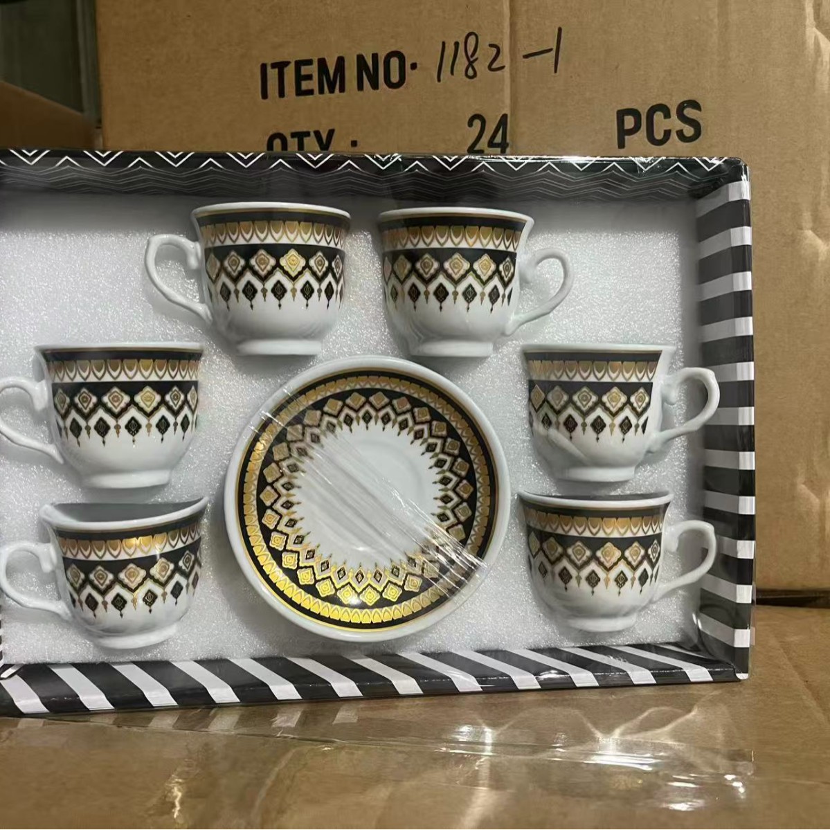 Nuevo conjunto de tazas de café de cerámica europea, tazas de café de estampado transfronterizo, 6 tazas de café de Oriente Medio, 6 platos de café de la tarde