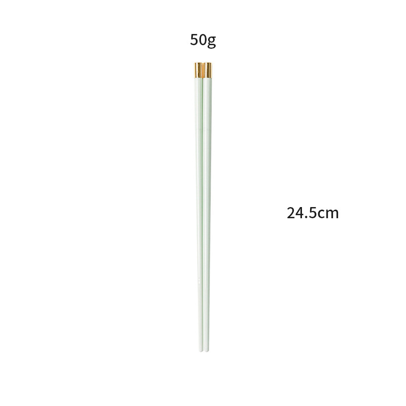 숲의 녹색 축복 젓가락 단일 및 쌍