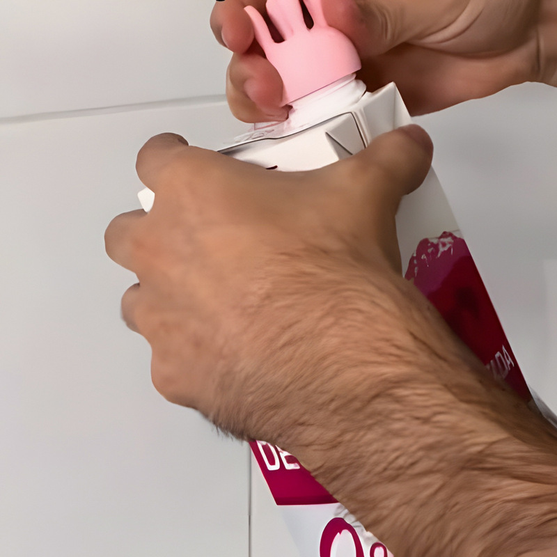 国境を越えたAmazonの人気のミルクカートンキャップ3Dプリントミルクカートンボトルキャップ箱入りミルクディフレクター|undefined