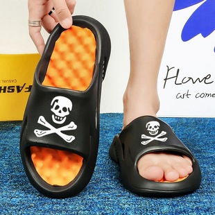 Slippers for Men in Summer 2025, Trendy Brand for Outer Wear, Casual Non-Slip Sandals for Couples, Sports Wear-Resistant Beach Sandals