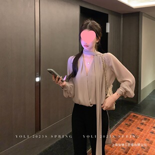 YOLI �����"����˽��"��ʽv�I�h���L��ѩ���r��Ů�Č�