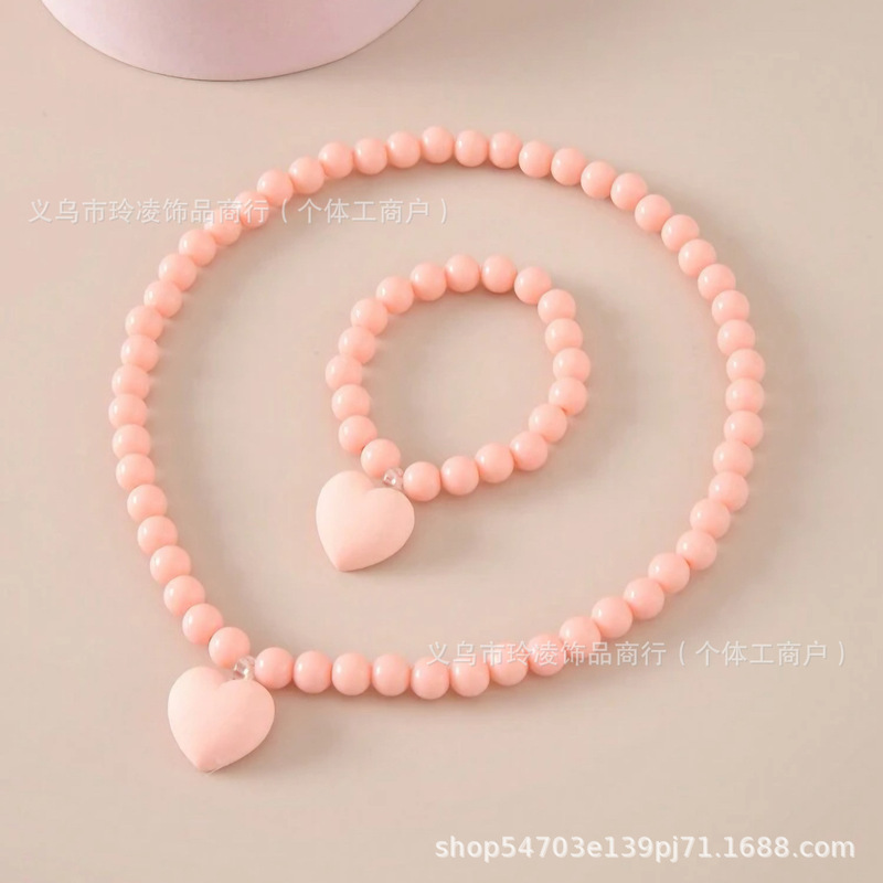 Plain children's necklace orange peach heart hot sale cross-border hot acrylic material environmentally friendly touch good source Plain children's necklace orange peach heart hot sale cross-border hot acrylic material environmentally friendly touch good source