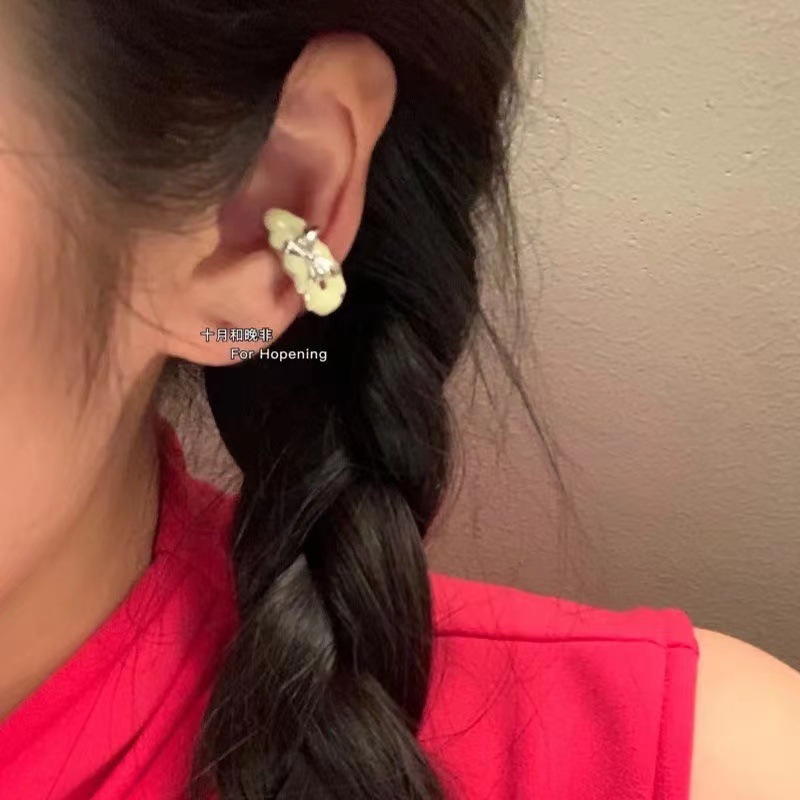 Nuevo lindo registro juvenil púrpura colorido diversión gota aceite oreja clip hembra oreja hueso clip sin pendientes perforados para las mujeres