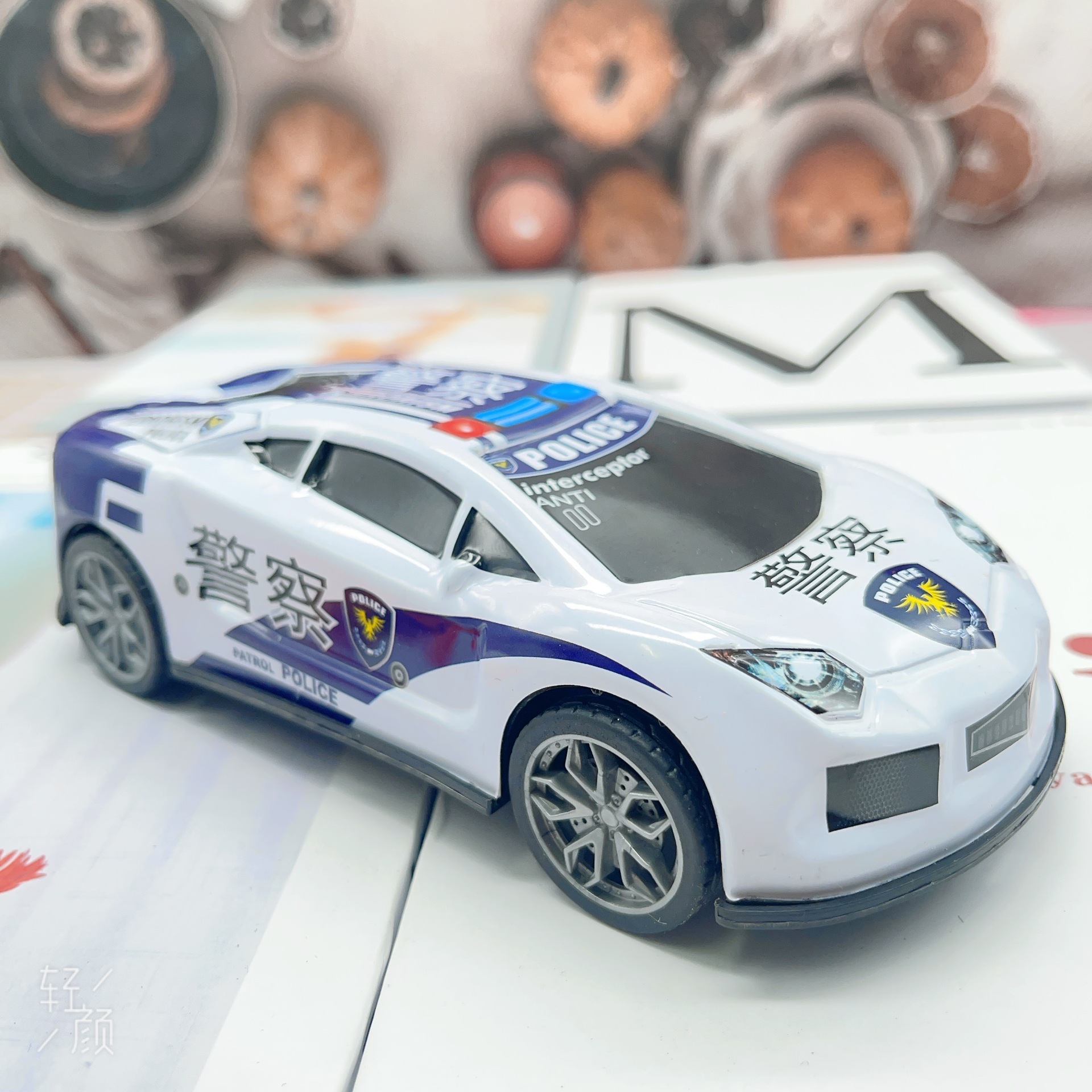 Aleación de gran tamaño inercia carro de acero coche de juguete para niños coche deportivo de carreras jardín de infantes accesorios de juguetes de comercio electrónico al por mayor