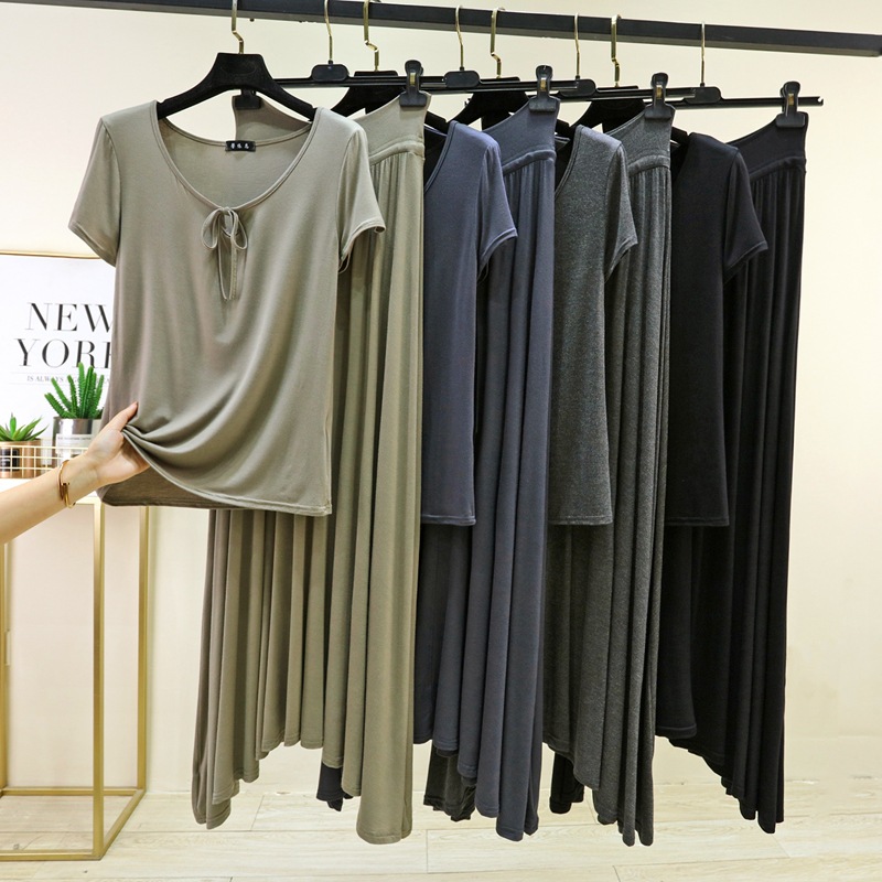 Modal T-shirt va baland bel uzun etakli to'plami