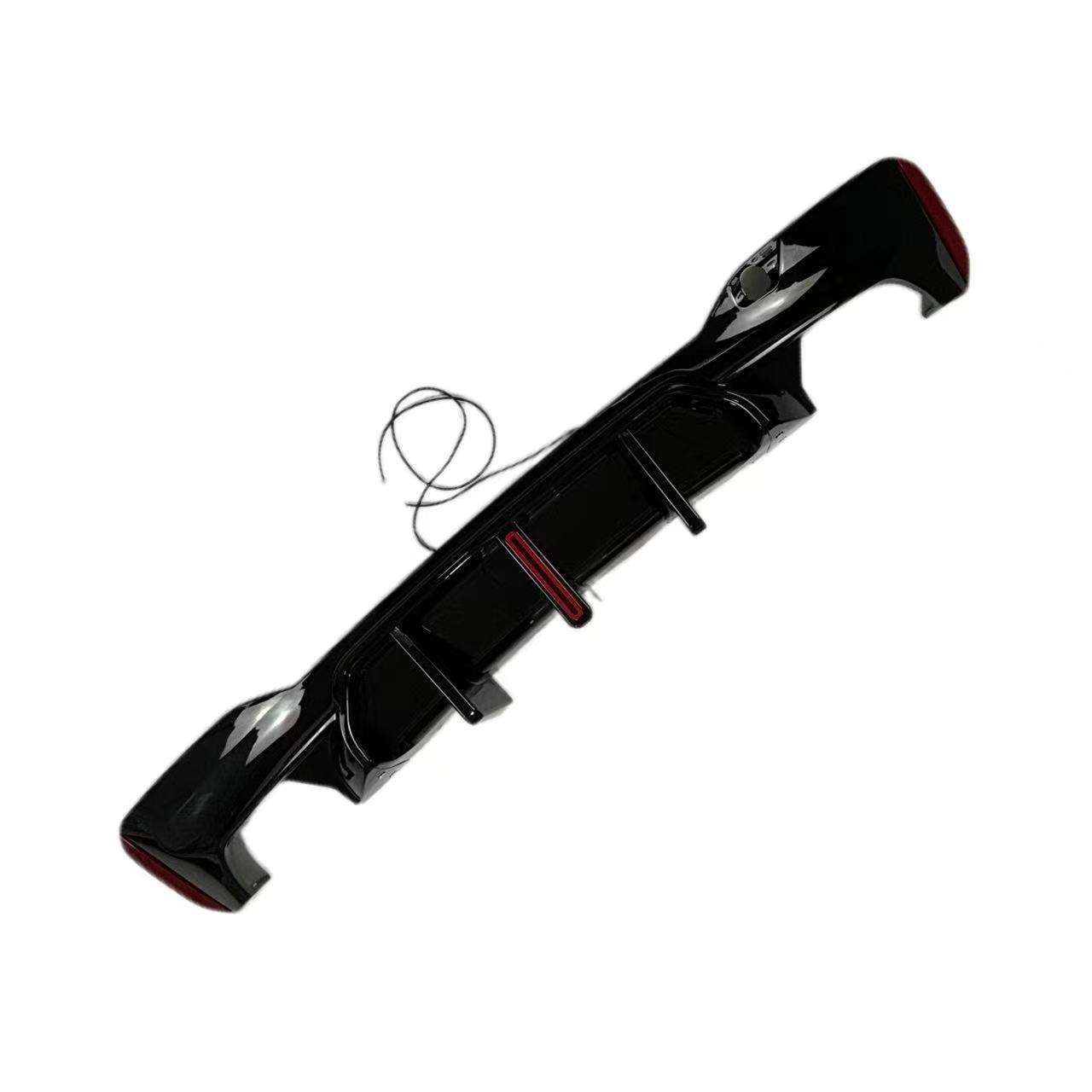 Suitable for Bmw 5 Series G30/G38 Rear Lip Racing M5 Model 17-21 Rear Diffuser Vertical Light Led Tail Lip