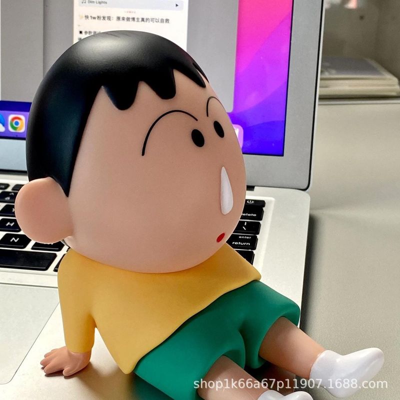 クロスボーダー クレヨンしんちゃん アニメ 漫画 怠け者用スマホスタンド 置物 フィギュア モデル ビニール製人形 アニメフィギュア|undefined