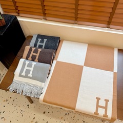 H家高品质仿羊绒空调披肩女夏季办公午睡毯沙发毛毯保暖围巾爆款