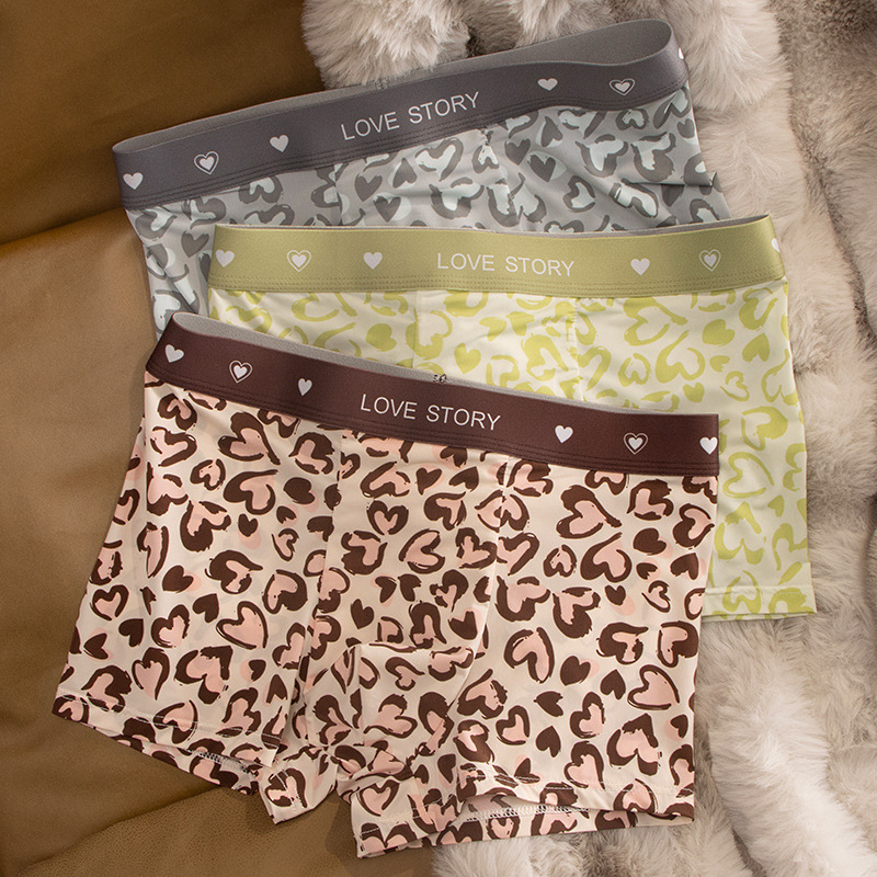 Heart-Shaped Ice Silk Leopard Print Men's Boxer Shorts Comfortable Summer Trendy Gift for Boyfriend Mid-Waist Printed Shorts