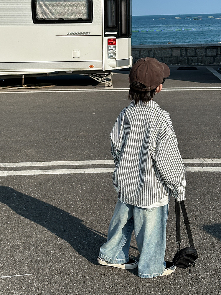 Camisas para niños, camisas a rayas para niños, ropa de primavera y otoño, nuevos estilos de primavera 2025, tops geniales informales de moda para niños pequeños