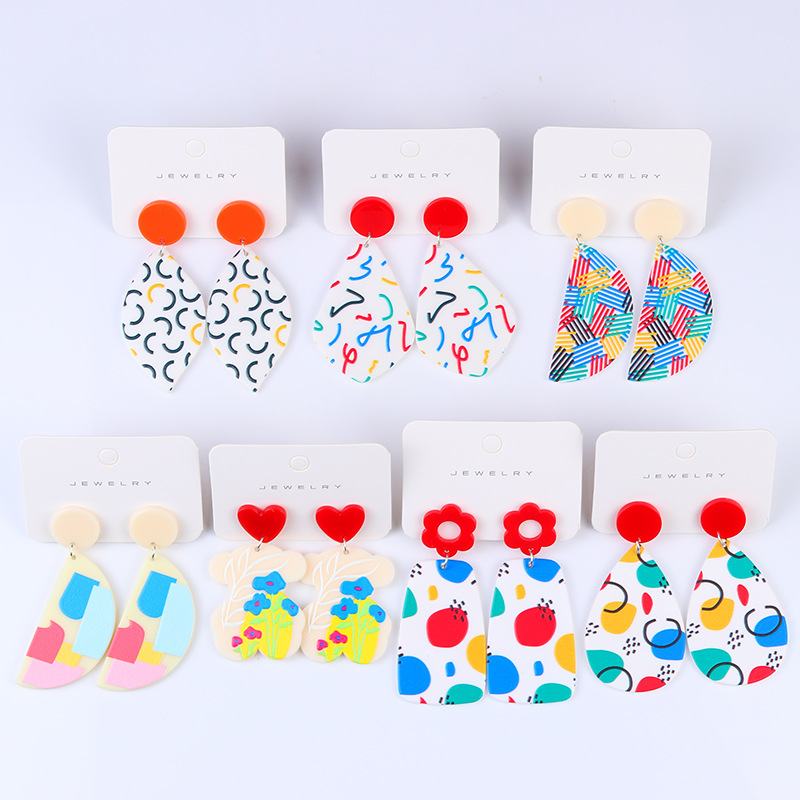 1 Pair Quantity Daily Occasion Acrylic Material 1 Pair Simple Style Semicircle Water Droplets Bear Arylic Drop Earrings