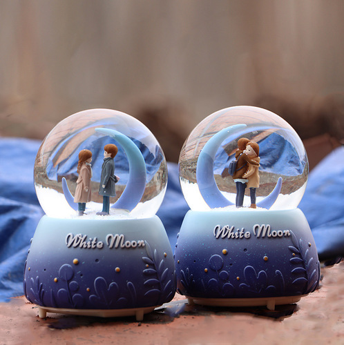 White Moonlight Couple Music Box Blue Purple Classic Snow Glowing Crystal Ball Ornament for Girls Birthday Gift Shop