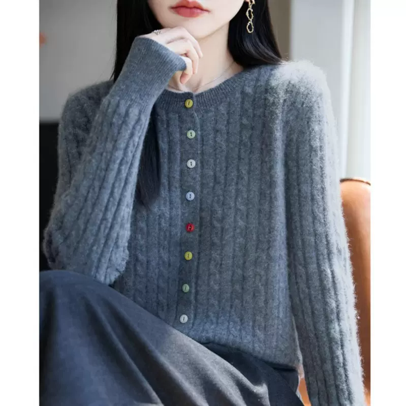 秋冬100羊毛扭花开衫针织毛衣女圆领彩扣绞花上衣宽松羊绒打底衫