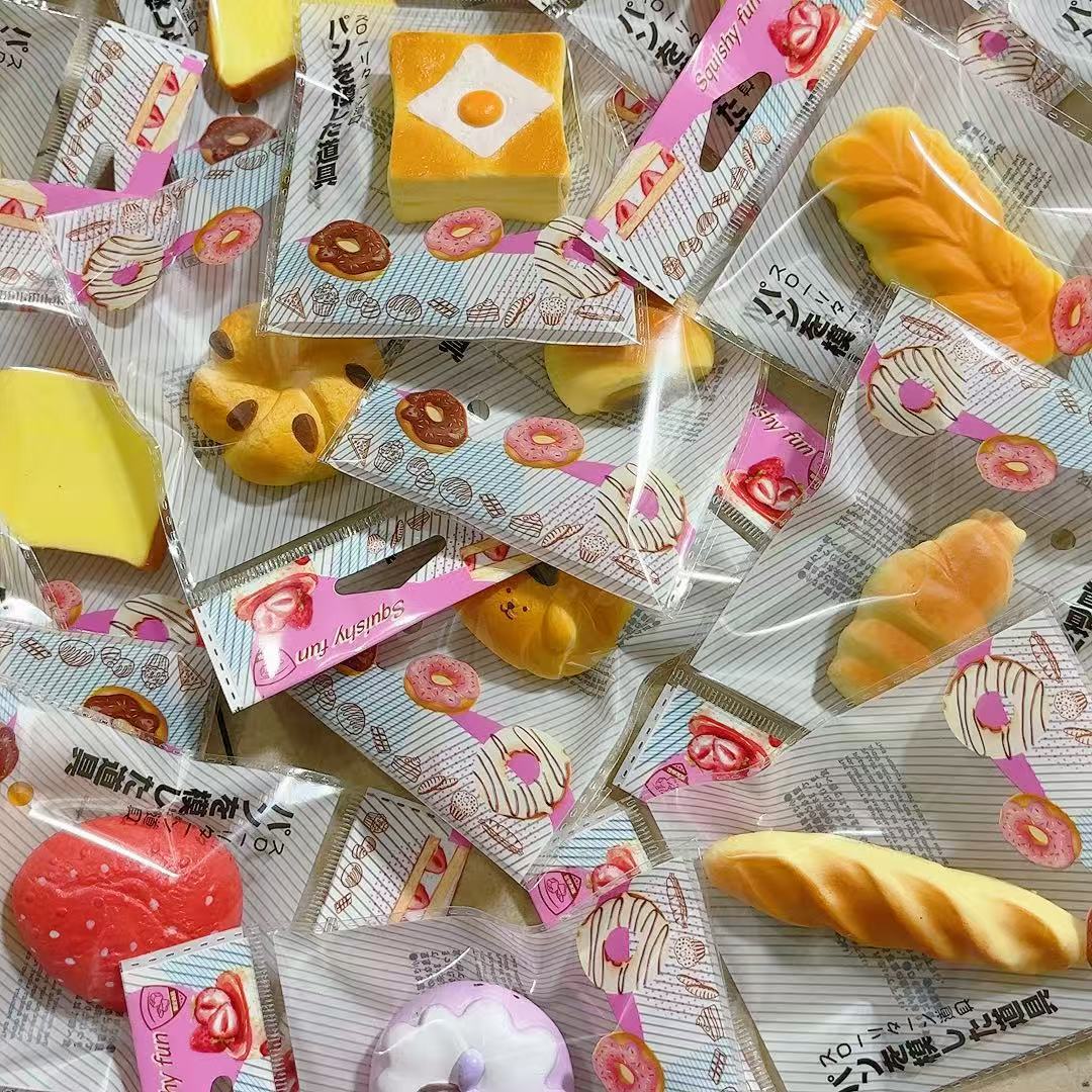 무작위로 젖고 부드러우며 절묘한 일본 및 한국 포장, 느린 반동