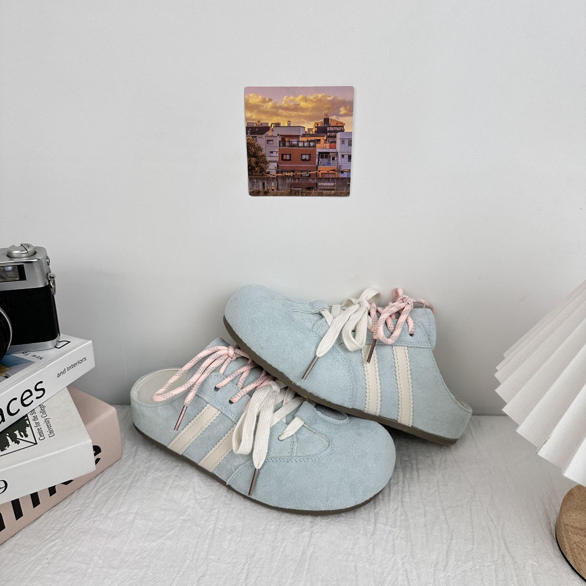 Zapatos de mujer retro Dexun de verano de 2025 nuevos zapatos de bolsillo burken aumentan la altura de la parte inferior gruesa de la gente perezosa con un pedazo de pelo