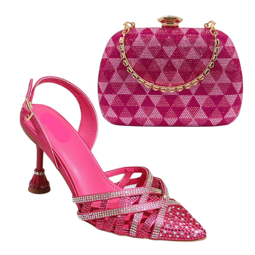 Selección estricta de zapatos de diseño italiano, nuevas sandalias de tacón alto, banquete de boda, zapatos de mujer de diamante de punta