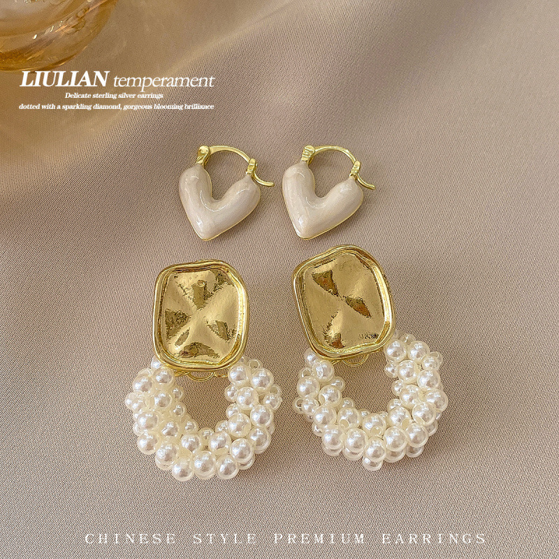 화이트 러브 + 진주 브레이드