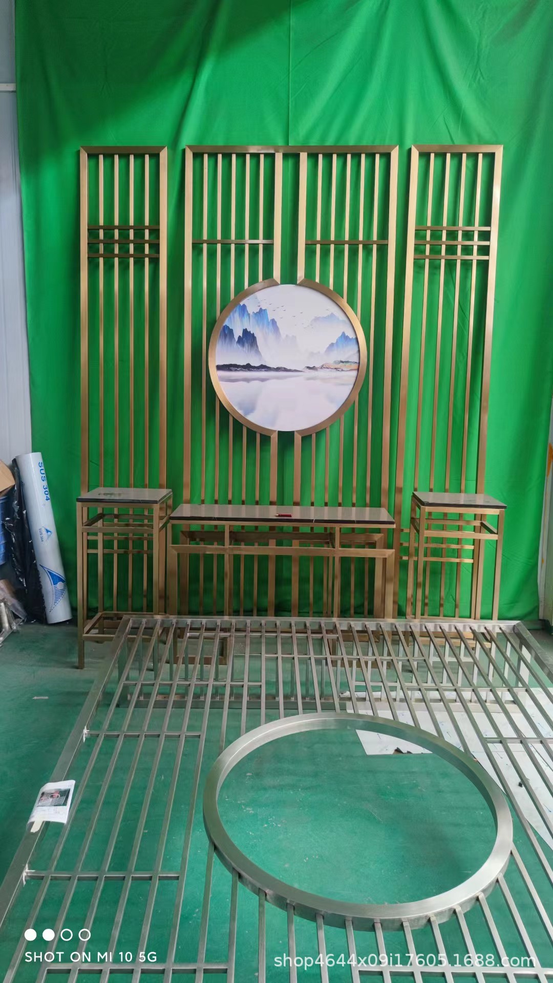 轻奢不锈钢屏风、隔断、入户山水背景墙