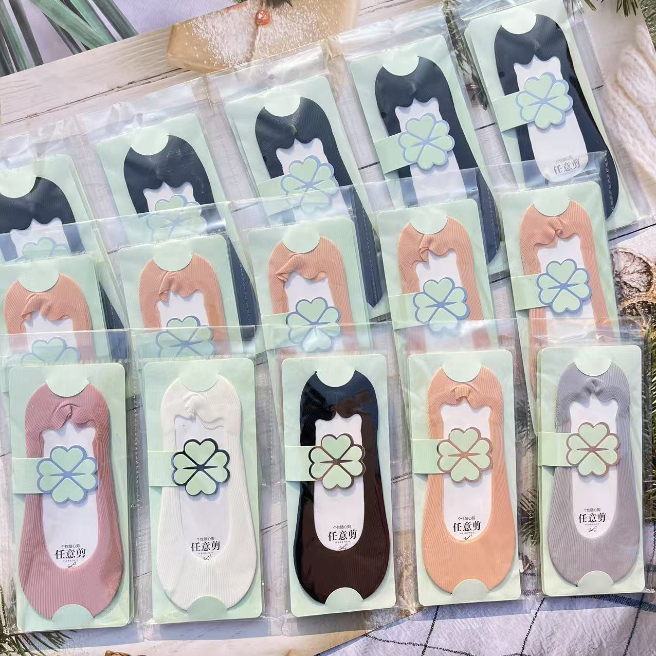 Spring and summer women cut lace invisible socks women combed cotton mesh invisible socks Japanese and Korean sets do not fall off