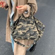 �r���Բʷ���������б���Ů���^�L�OӋײɫ���e�μ���羳���Q