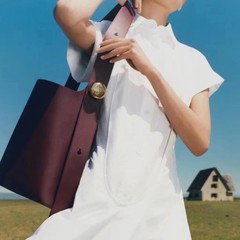 高品質の本革の女性カバンの羅家の金持ちの桶と内胆の手提げの肩の斜め掛けのmini pebbleのバケツの包み