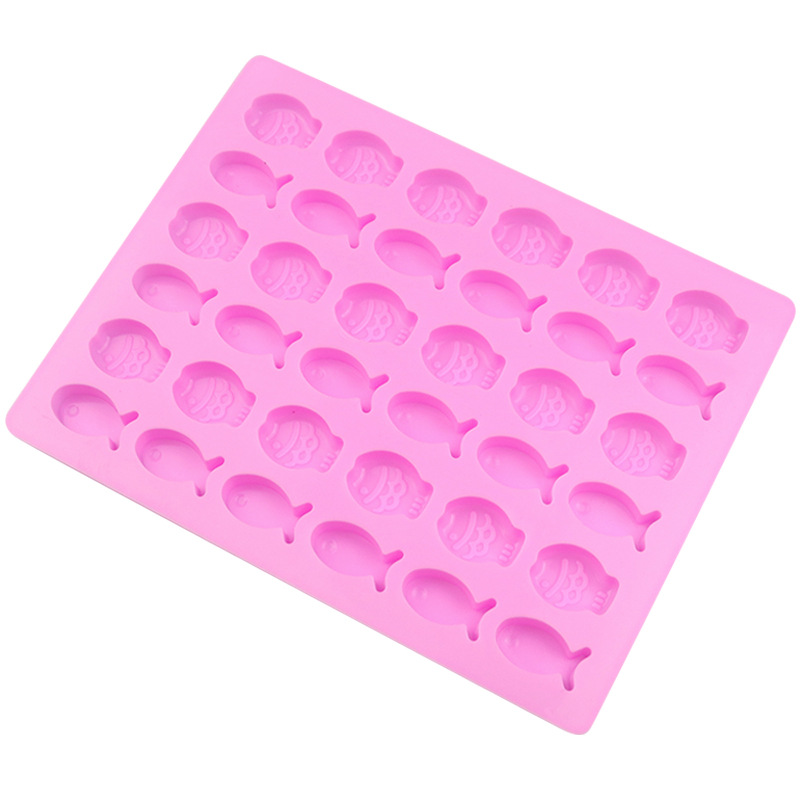 Blues baking mold 36-piece fish silicone chocolate mold fire paint wax grain mold Blues baking mold 36-piece fish silicone chocolate mold fire paint wax grain mold