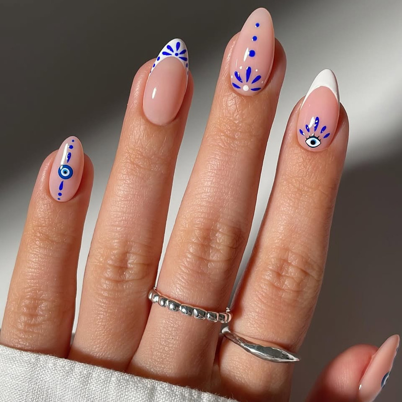 Wm-341 Blue and White Totem Fake Nails Almond Cross-Border Sexy Sapphire Blue Eyes Elegant 24 Pieces Wearable Nails Wholesale