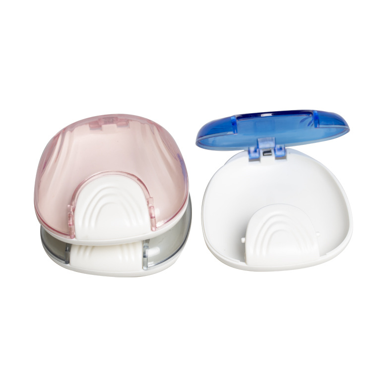 Tipo de prensa caja de dientes tipo cáscara transparente invisible tirantes caja mordedor cepillo caja de almacenamiento caja de soporte de colocación de la dentadura